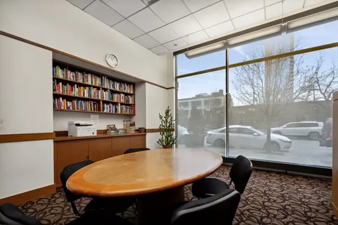 849 North Franklin Street Chicago IL 60610