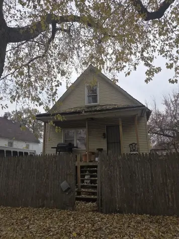 221 West 112th Place Chicago IL 60628