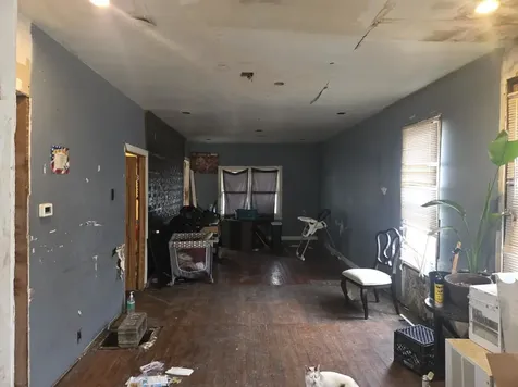 221 West 112th Place Chicago IL 60628