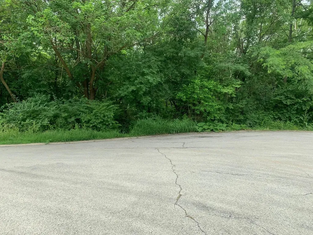 1S070 Chase Avenue Lombard IL 60148