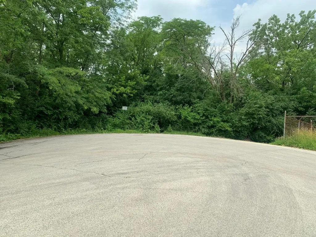 1S070 Chase Avenue Lombard IL 60148