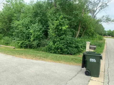 1S070 Chase Avenue Lombard IL 60148