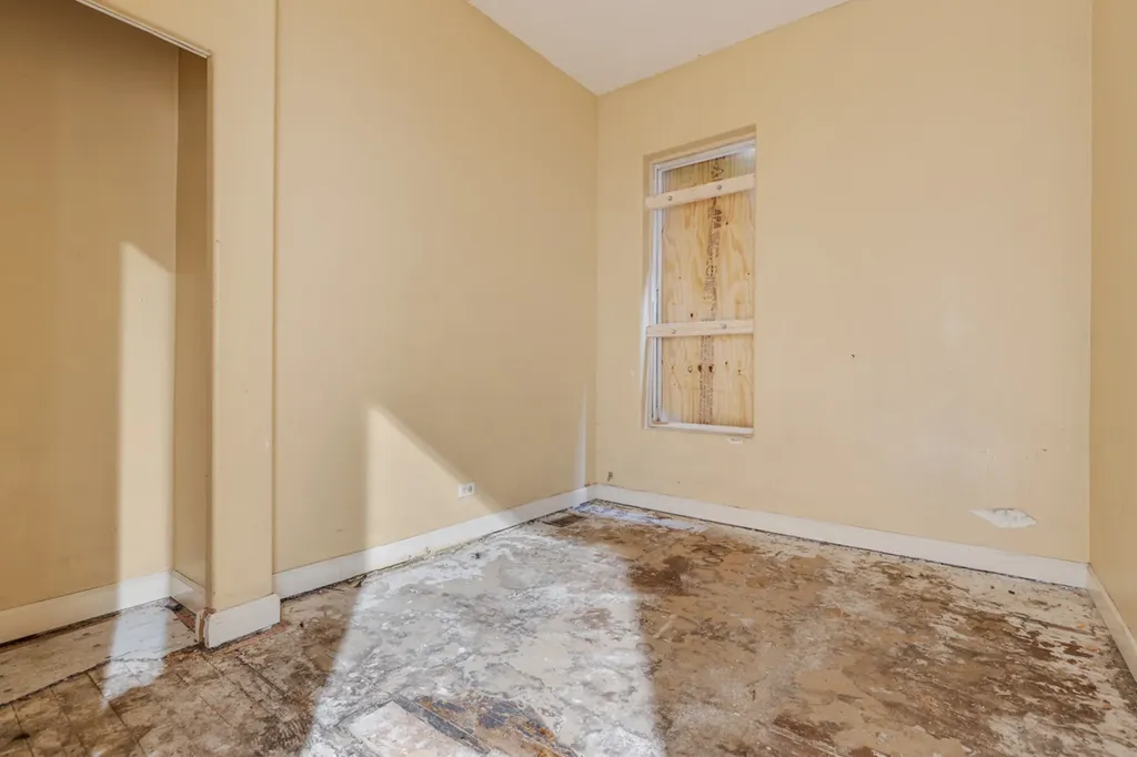 7356 South Champlain Avenue Chicago IL 60619