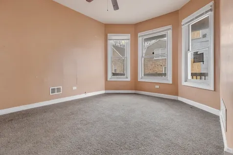 7356 South Champlain Avenue Chicago IL 60619