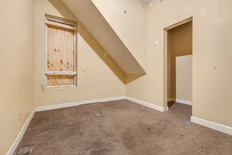 7356 South Champlain Avenue Chicago IL 60619