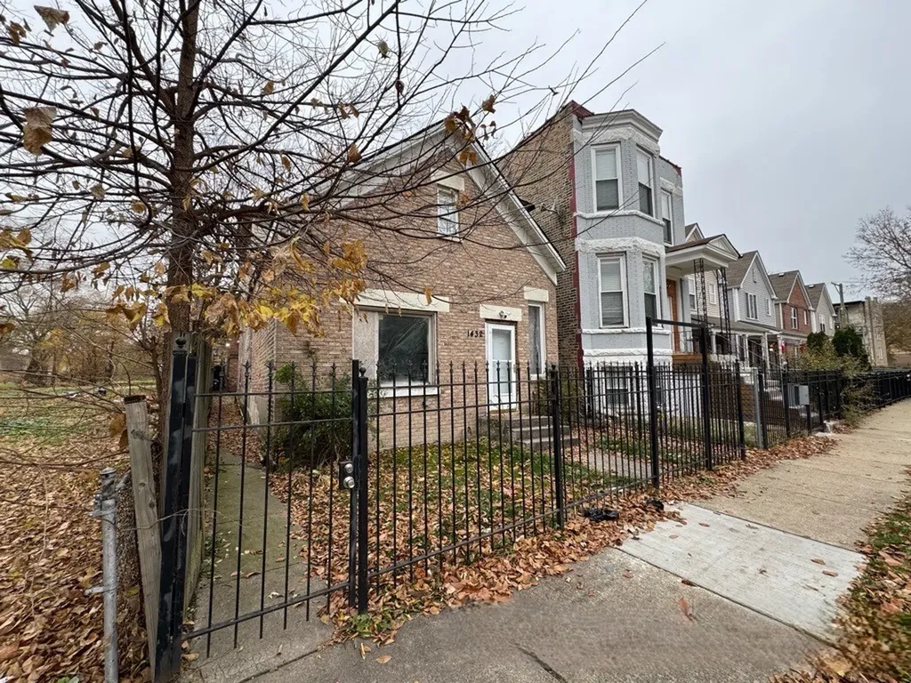 1432 South Harding Avenue Chicago IL 60623