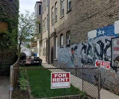 1953 West Roscoe Street Chicago IL 60657