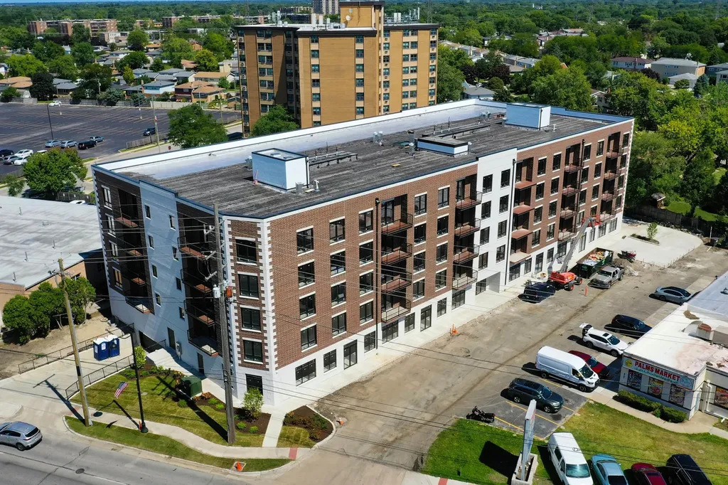 9201 North Milwaukee Avenue Niles IL 60714