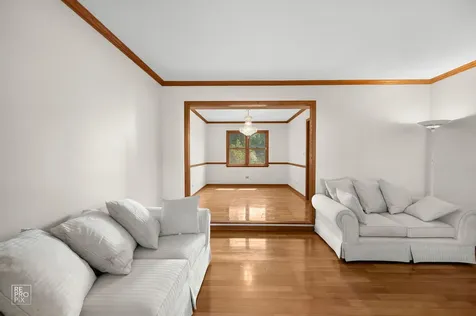 1408 Juliet Lane Libertyville IL 60048