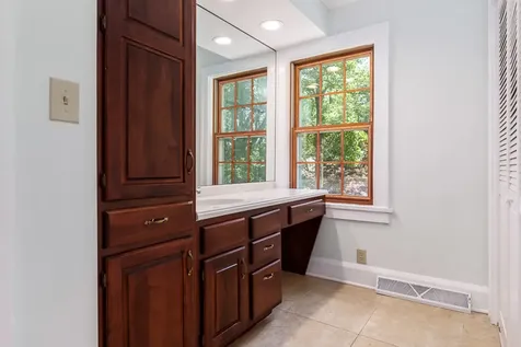 2716 Spring Creek Road Rockford IL 61107