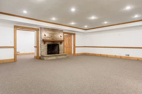 2716 Spring Creek Road Rockford IL 61107