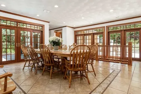 2716 Spring Creek Road Rockford IL 61107