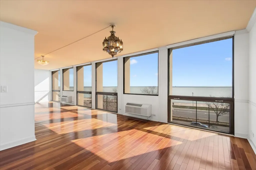 1240 North Lake Shore Drive Chicago IL 60610
