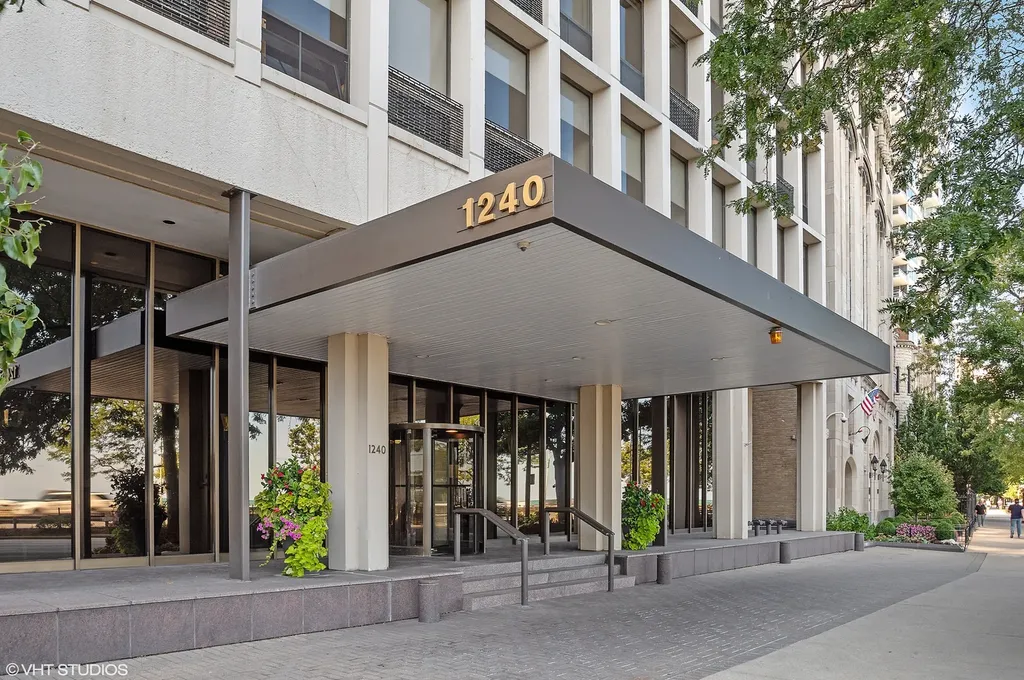 1240 North Lake Shore Drive Chicago IL 60610