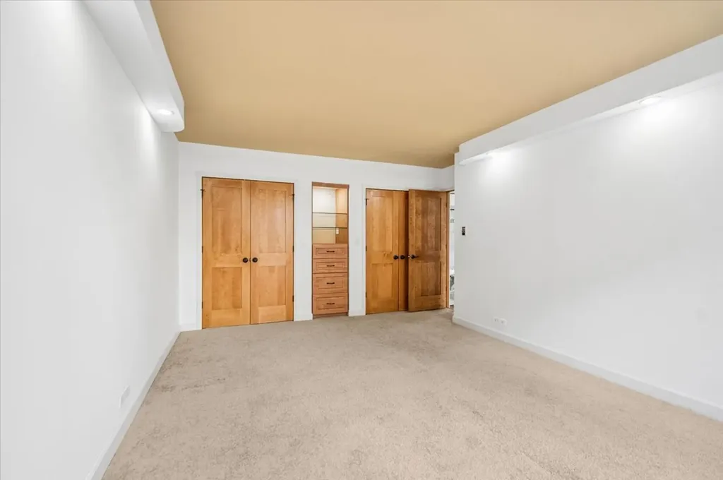 1240 North Lake Shore Drive Chicago IL 60610