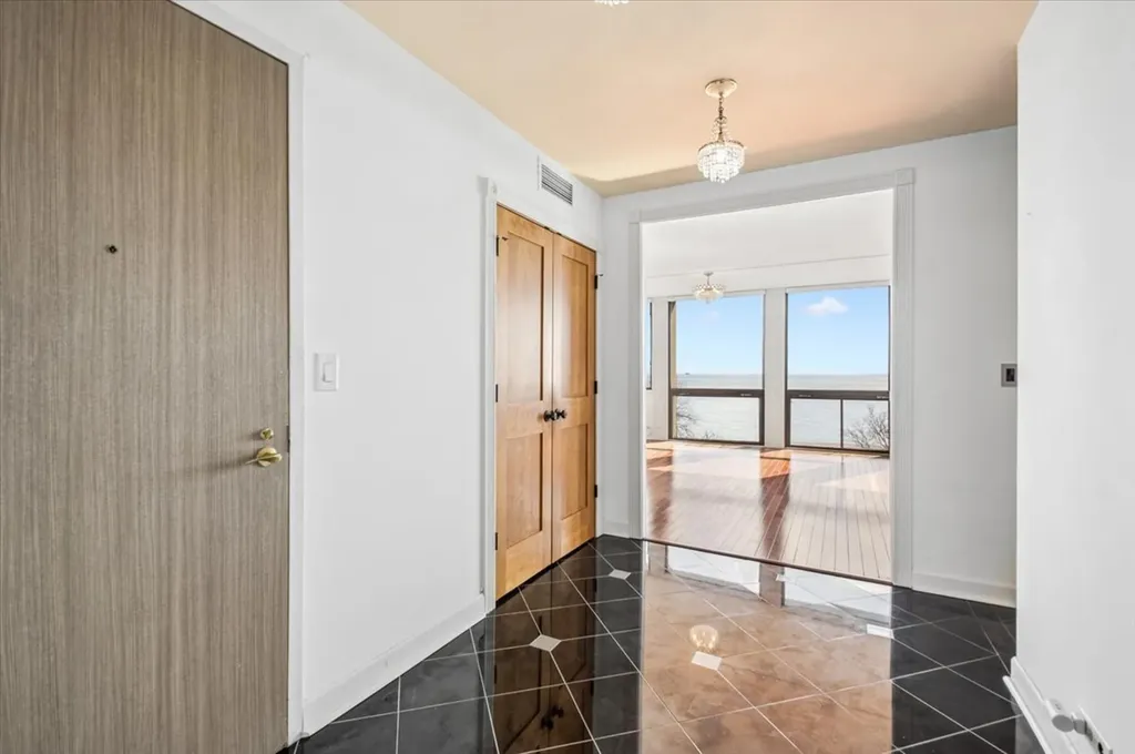 1240 North Lake Shore Drive Chicago IL 60610