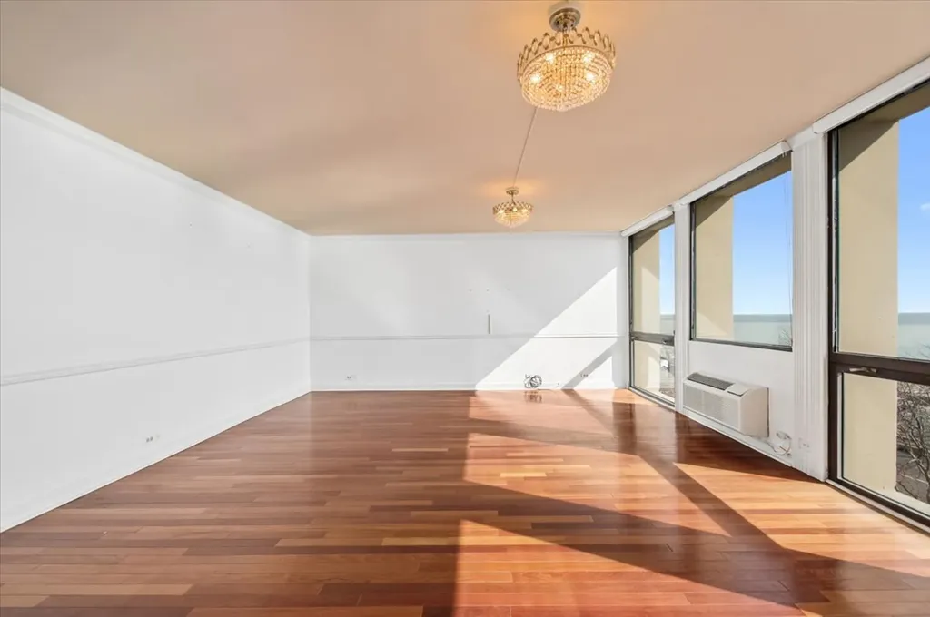 1240 North Lake Shore Drive Chicago IL 60610