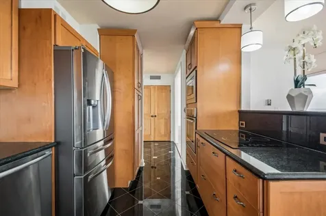 1240 North Lake Shore Drive Chicago IL 60610