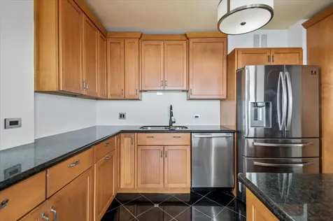 1240 North Lake Shore Drive Chicago IL 60610