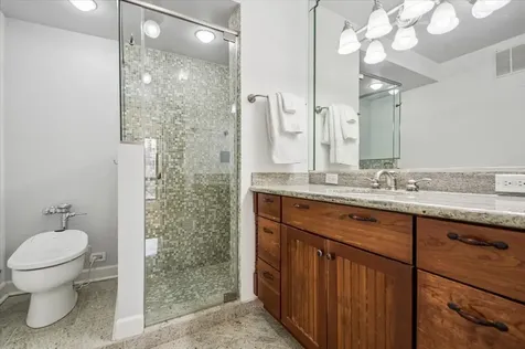 1240 North Lake Shore Drive Chicago IL 60610