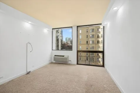 1240 North Lake Shore Drive Chicago IL 60610