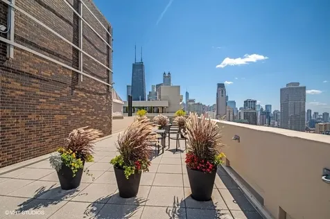 1240 North Lake Shore Drive Chicago IL 60610
