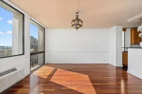 1240 North Lake Shore Drive Chicago IL 60610