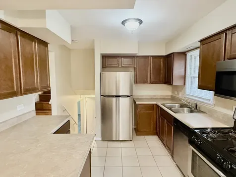 16109 Prairie Avenue South Holland IL 60473
