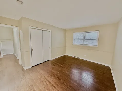 16109 Prairie Avenue South Holland IL 60473