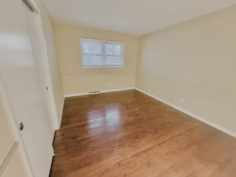 16109 Prairie Avenue South Holland IL 60473