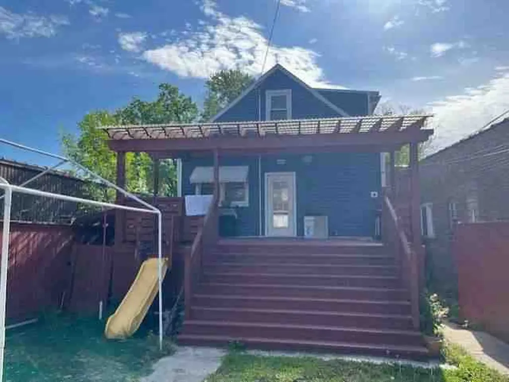 2948 North Narragansett Avenue Chicago IL 60634