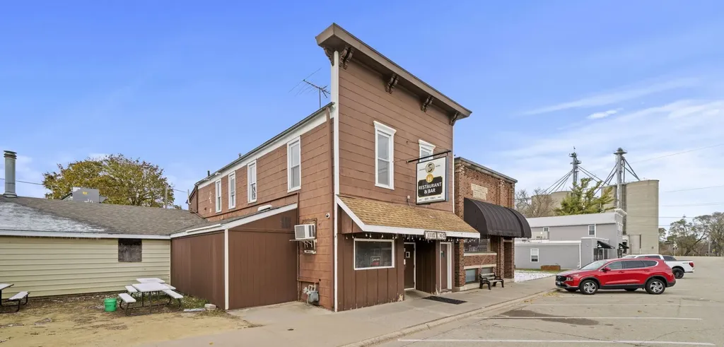208 North Walnut Street Stillman Valley IL 61084