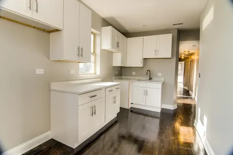 6435 South Langley Avenue Chicago IL 60637