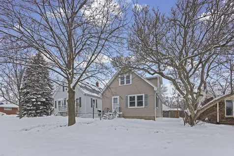 3505 Peoria Street Steger IL 60475