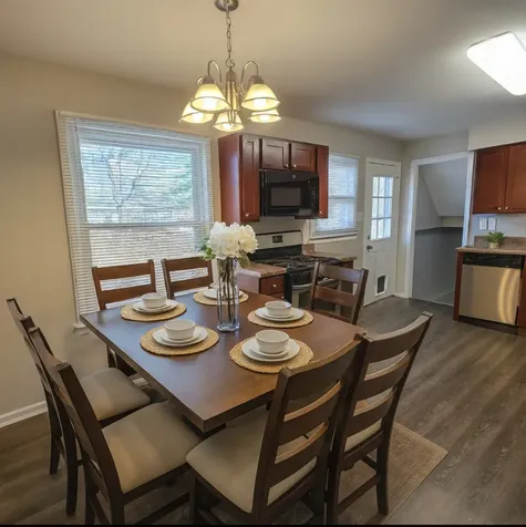 5S353 Stewart Drive Naperville IL 60563