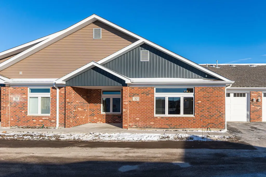 561 Stearn Drive Genoa IL 60135