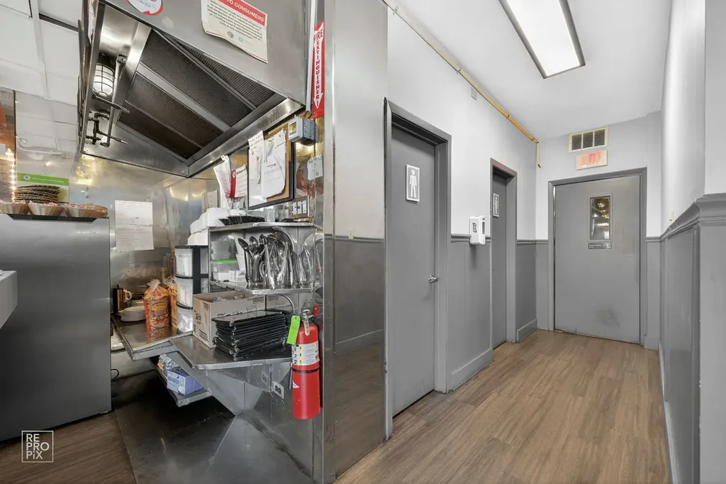 5960 South Archer Avenue Chicago IL 60638
