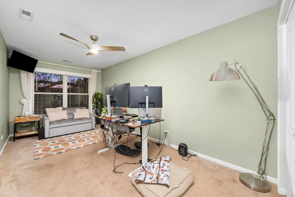 352 East 77th Street Chicago IL 60619