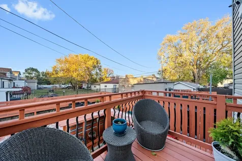 352 East 77th Street Chicago IL 60619