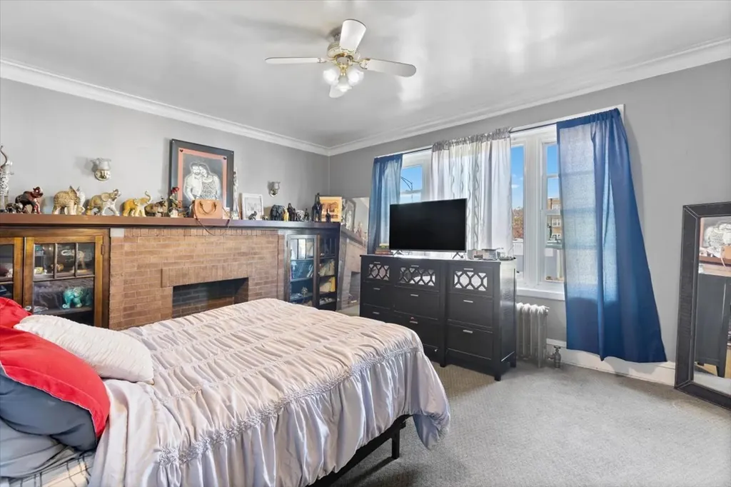 2719 West Peterson Avenue Chicago IL 60659