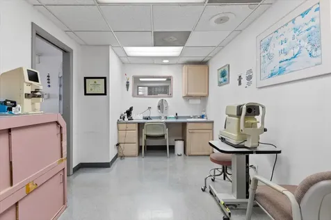 2719 West Peterson Avenue Chicago IL 60659