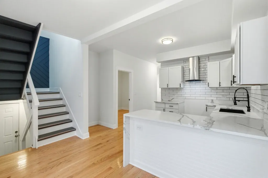 8327 South Morgan Street Chicago IL 60620
