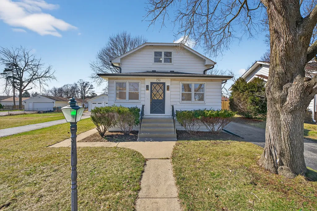 156 Wille Avenue Wheeling IL 60090