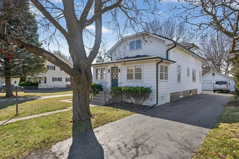 156 Wille Avenue Wheeling IL 60090