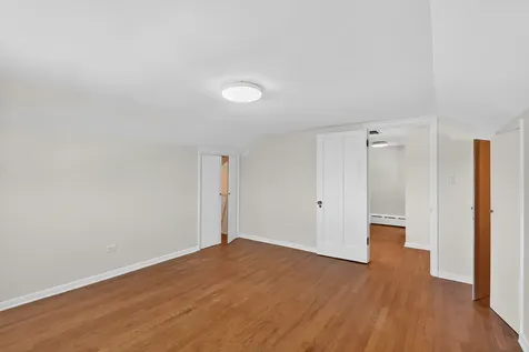 156 Wille Avenue Wheeling IL 60090