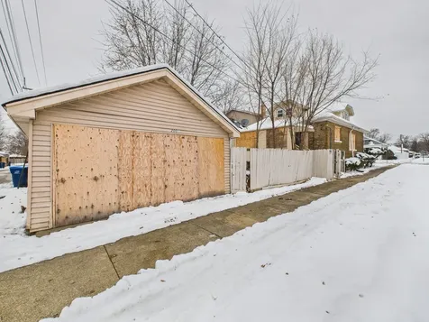 2001 South 11th Avenue Maywood IL 60153