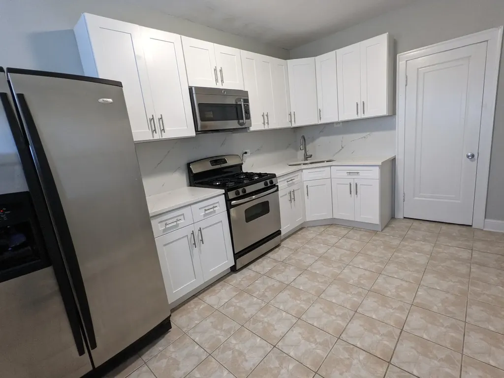2817 West 63rd Street Chicago IL 60629