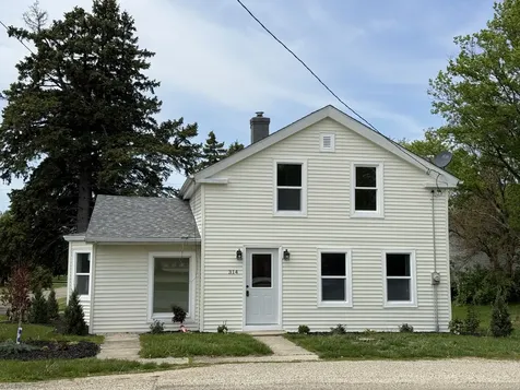 314 South High Street Granville IL 61326