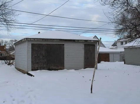 438 155TH Place Calumet City IL 60409