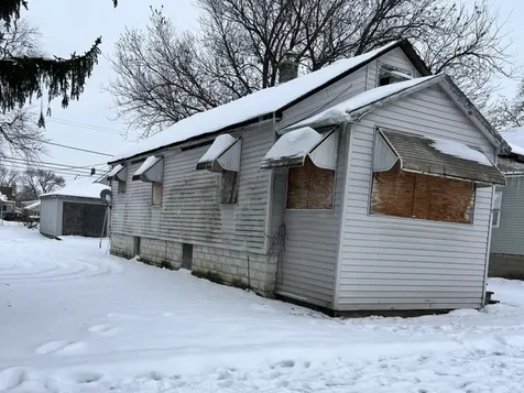 438 155TH Place Calumet City IL 60409